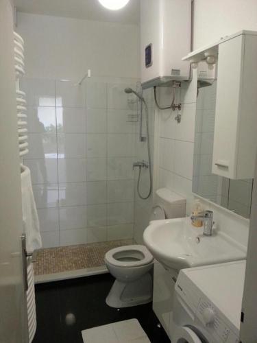 Apartments by the sea Podgora Makarska - 6780 - image 6