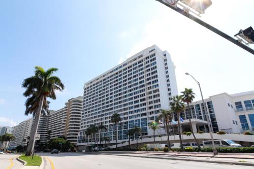 Castle Beach Flamingo Condo North Bay Village Florida South Ha