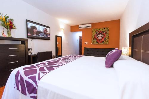 1 queen bed