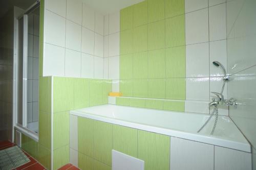 Hotel City - image 14