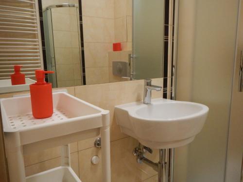 Traugutta apartment, Wrocław (photo 11)