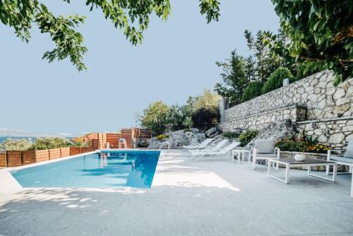 Villa Rosebud gîte à louer Nikiána