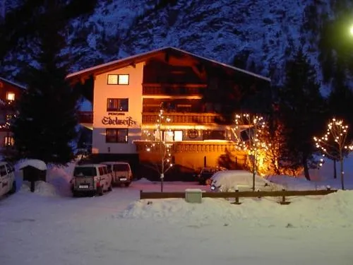 Pension und Apartment Edelweiß in Heiligenblut am Großglockner, Österreich