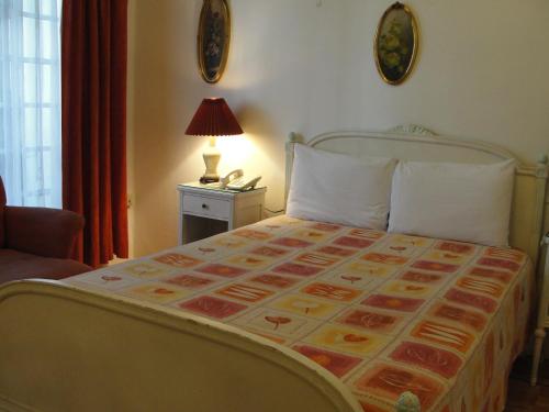 11408176 Hotel Casa Gonzalez