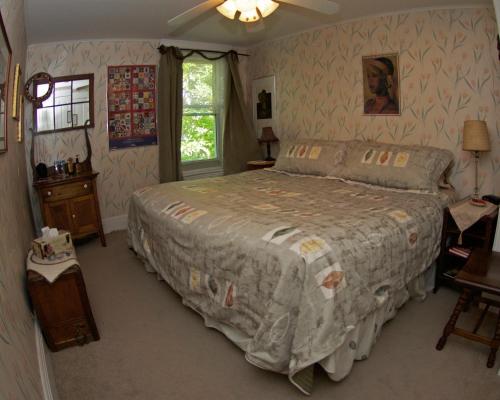 2 twin beds