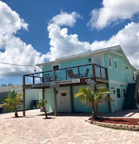 Fort Myers Beach House-on a canal