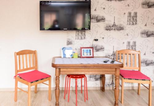 Hostel Svoi