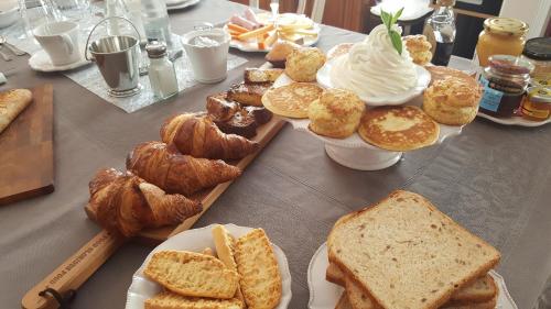 Makanan dan Minuman, La Porte De Bretagne in Peronne