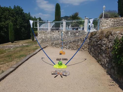 B&B with charm quiet kitchen sw pool. - image 7