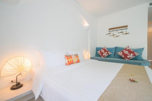 Ocean Breeze Resort Khao Lak Room Type - Deluxe Double Room with Garden View Ocean Breeze Resort Khao Lak Room Type - Deluxe Double Room with Garden View