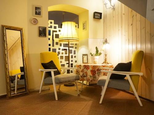 Explorer B&B Old Town Rooms & Apartment #don't be a tourist, be an Explorer! 3