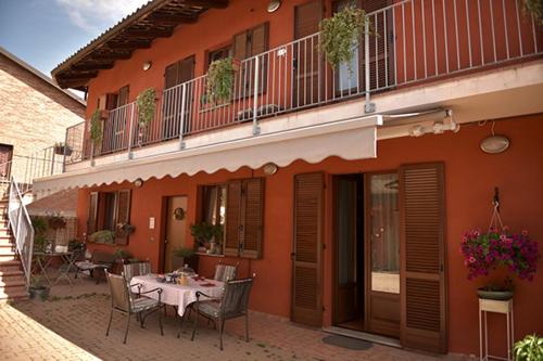 Viesnīcas āriene, Casa Carolina in Castellinaldo