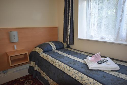 Laguna Hotel - image 2