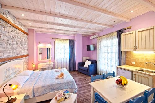 Flamingo Hotel Pelion - Seaside Superior Studios & Suites