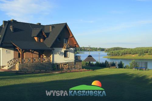 Wyspa Kaszubska dom wypoczynkowy z sauną i balią - Accommodation - Lipnica