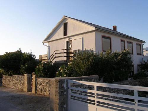  Apartments with a parking space Razanac, Zadar - 14123 in Ražanac