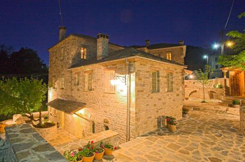 Astra Inn - image 6