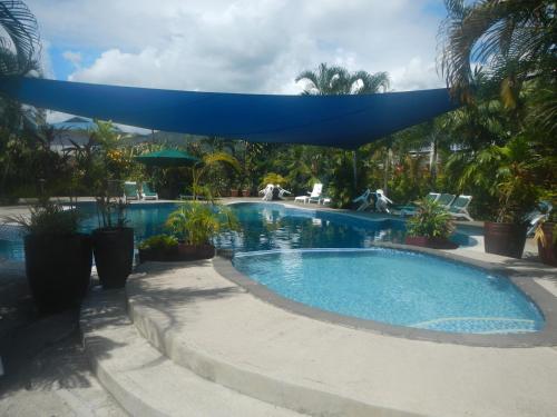 Schwimmbad, Hotel Millenia Samoa in Apia
