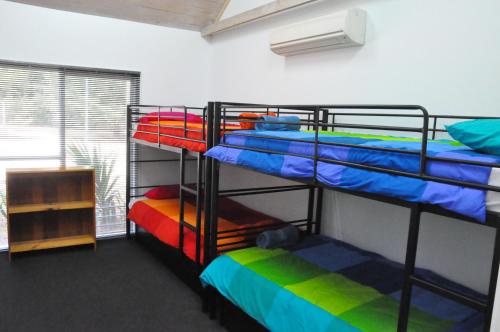

Alpine Sports Lodge