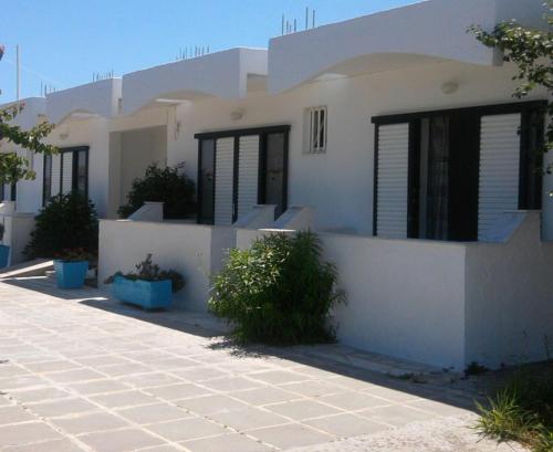 Nikos 2 Studios & Apartments - image 5
