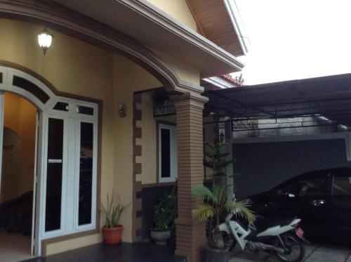 Wisma Maharani in Wanci