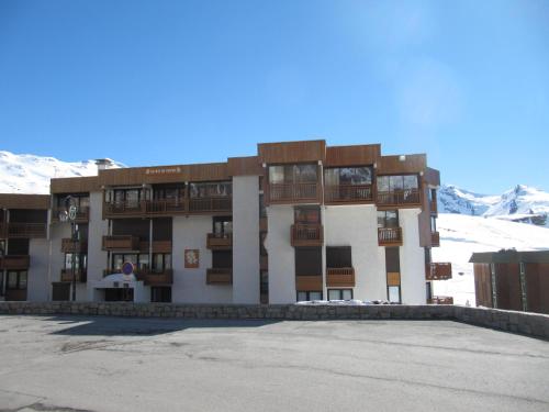 Exterior view, A21 Roc de Peclet in Saint-Martin-de-Belleville