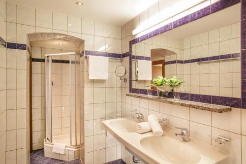 Hotel Garni Chasa Sulai - image 7