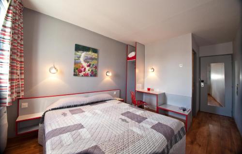 1 twin bed