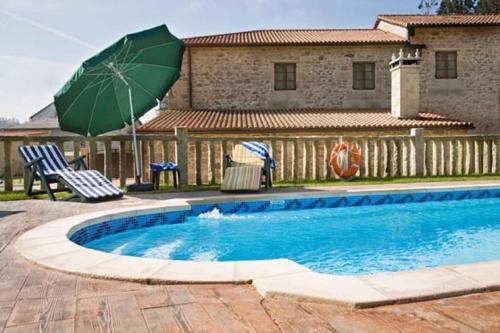 Peldbaseins, Casa da Roisa in Rois