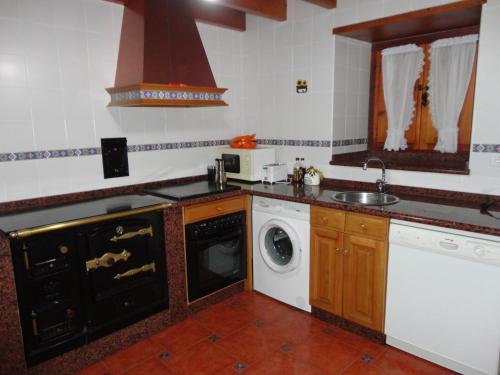 Kitchen, El Cantil in La Goleta