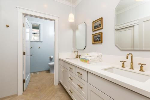 3440 Saint Deyns St House - image 9
