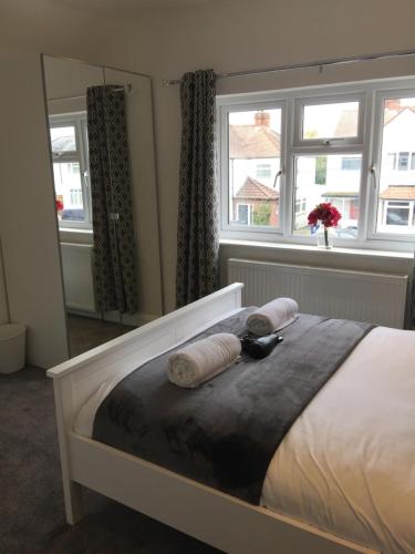 Arma Short Stays 122 - Spacious 3 Bed Oxford House Sleeps 5 - Free Private Parking And Garden - image 10