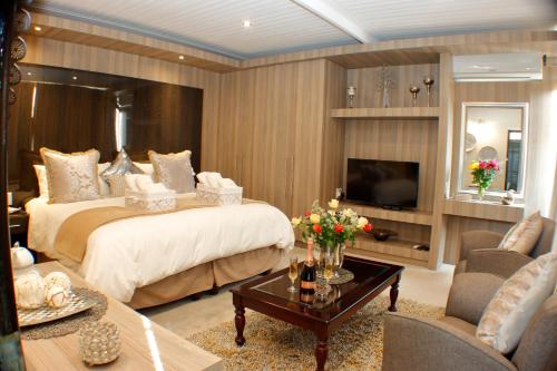 Keret Accommodation, Bellville (photo 6)