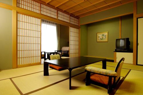 Japanese-Style Triple Room