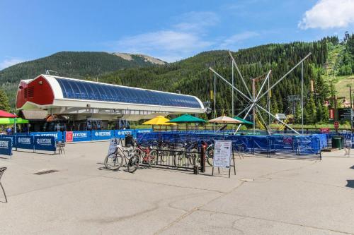 Condominiums in Keystone - image 12