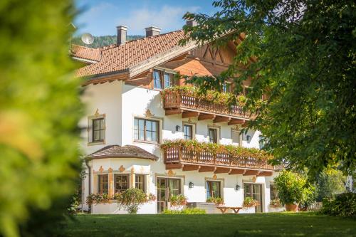 Apartments Hubertushof Toblach