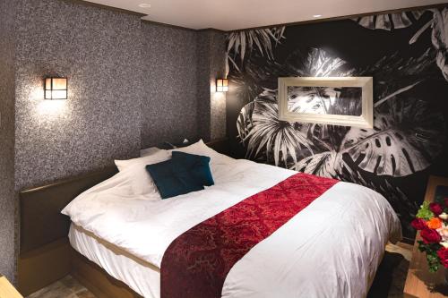 Deluxe Double Room Selected at Check-in image 1