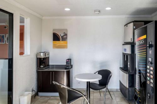 Motel 6 Florence KY - Cincinnati Airport - image 7