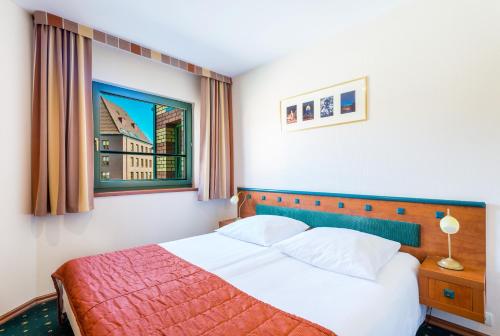 Qubus Hotel Gorzów Wielkopolski - image 2