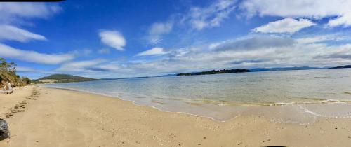 Manfield Seaside Bruny Island