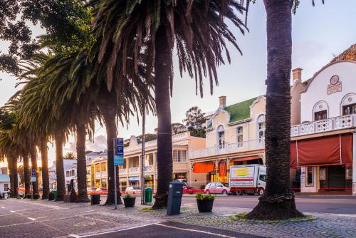 Simon's Town Quayside Hotel