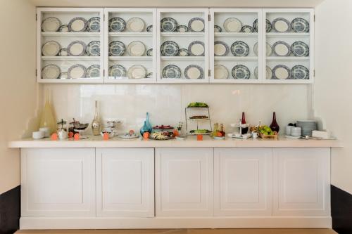 Room Mate Emir - image 2