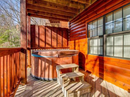 Great Smoky Mountain Dollywood Luxury Resort Getaway Enjoy The