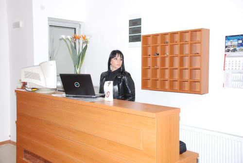 M Garni Hotel - image 8