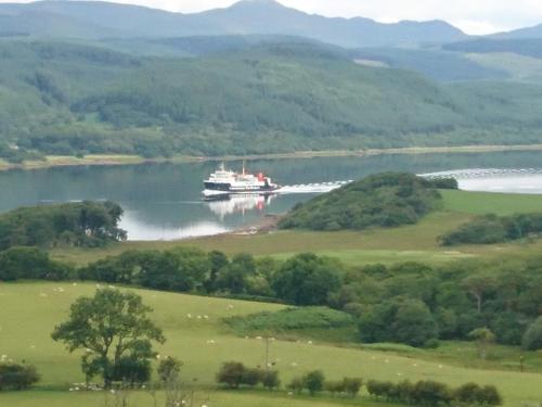 Bluebell Cottage in Renfrew
