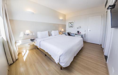 América Bittar Hotel