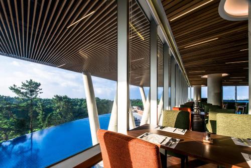 Restaurant, Hidden Cliff Hotel & Nature in Jungmun