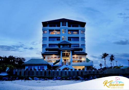 Spiaggia, Khanom Golden Beach Hotel (SHA Extra Plus) in Khanom