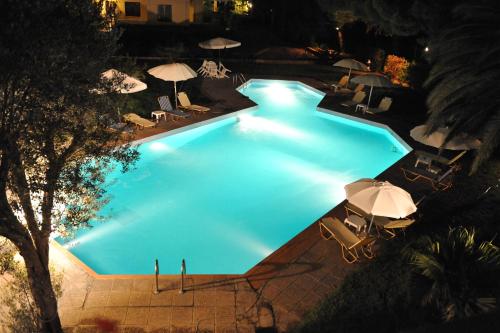 Niki Hotel Apartments - image 3