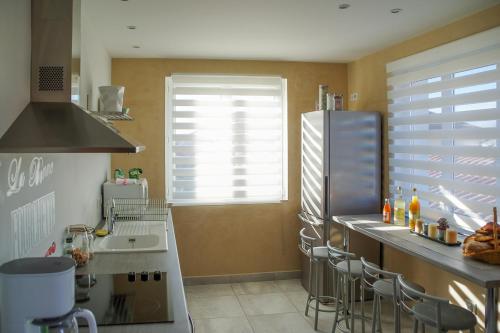 Guest House Domaine des Grouilleres in Saint-Clair-du-Rhone (Rhone-Alpes)